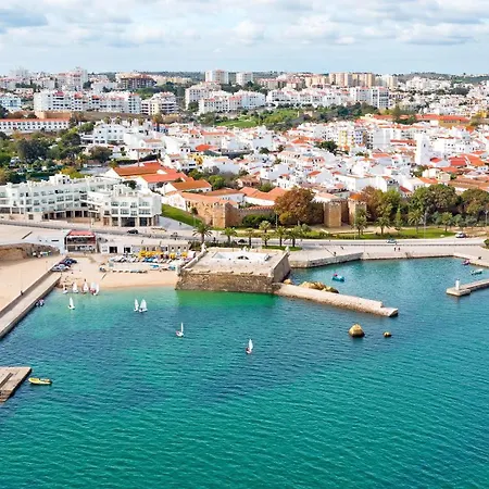 公寓 Captain's Quarters